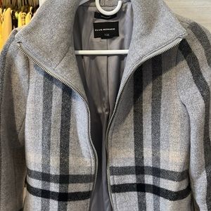 Nice coat 🧥 from Club Monaco
